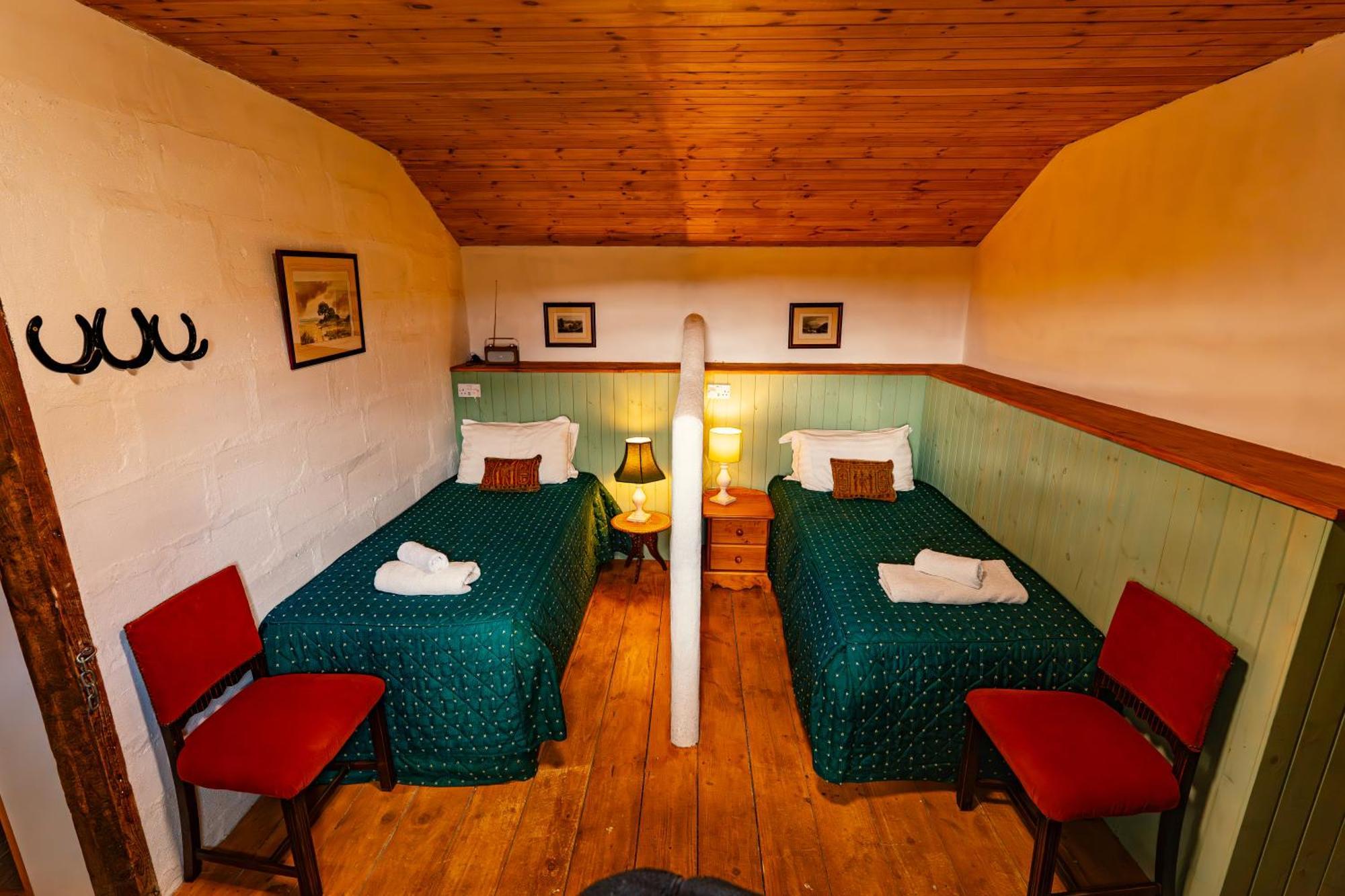 Garvault House Hotel Kinbrace Room photo